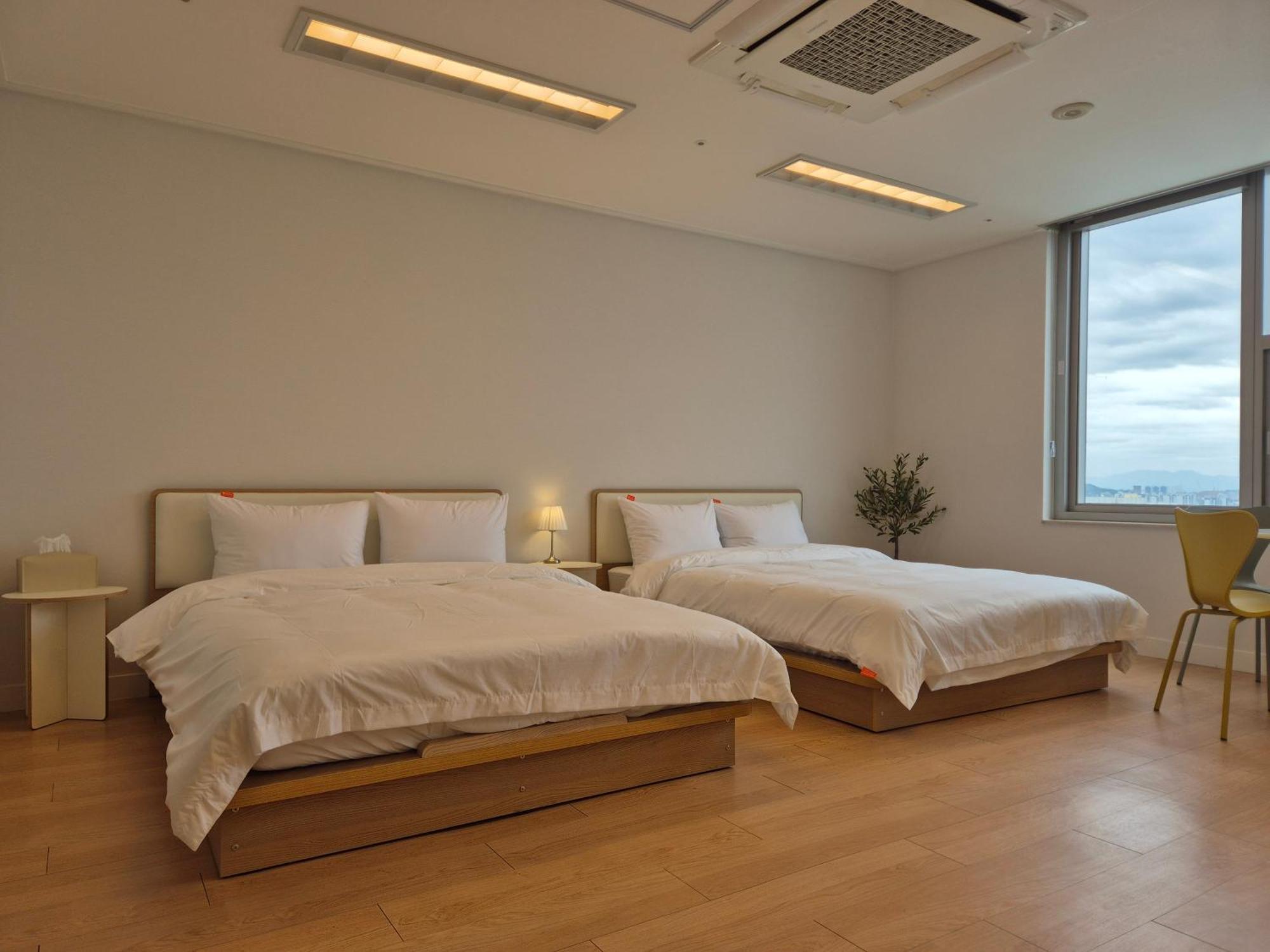 "Grand Opened" Maxtyle Guesthouse Dongdaemun Seoul Exterior photo