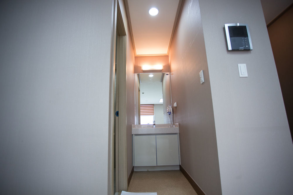 "Grand Opened" Maxtyle Guesthouse Dongdaemun Seoul Exterior photo